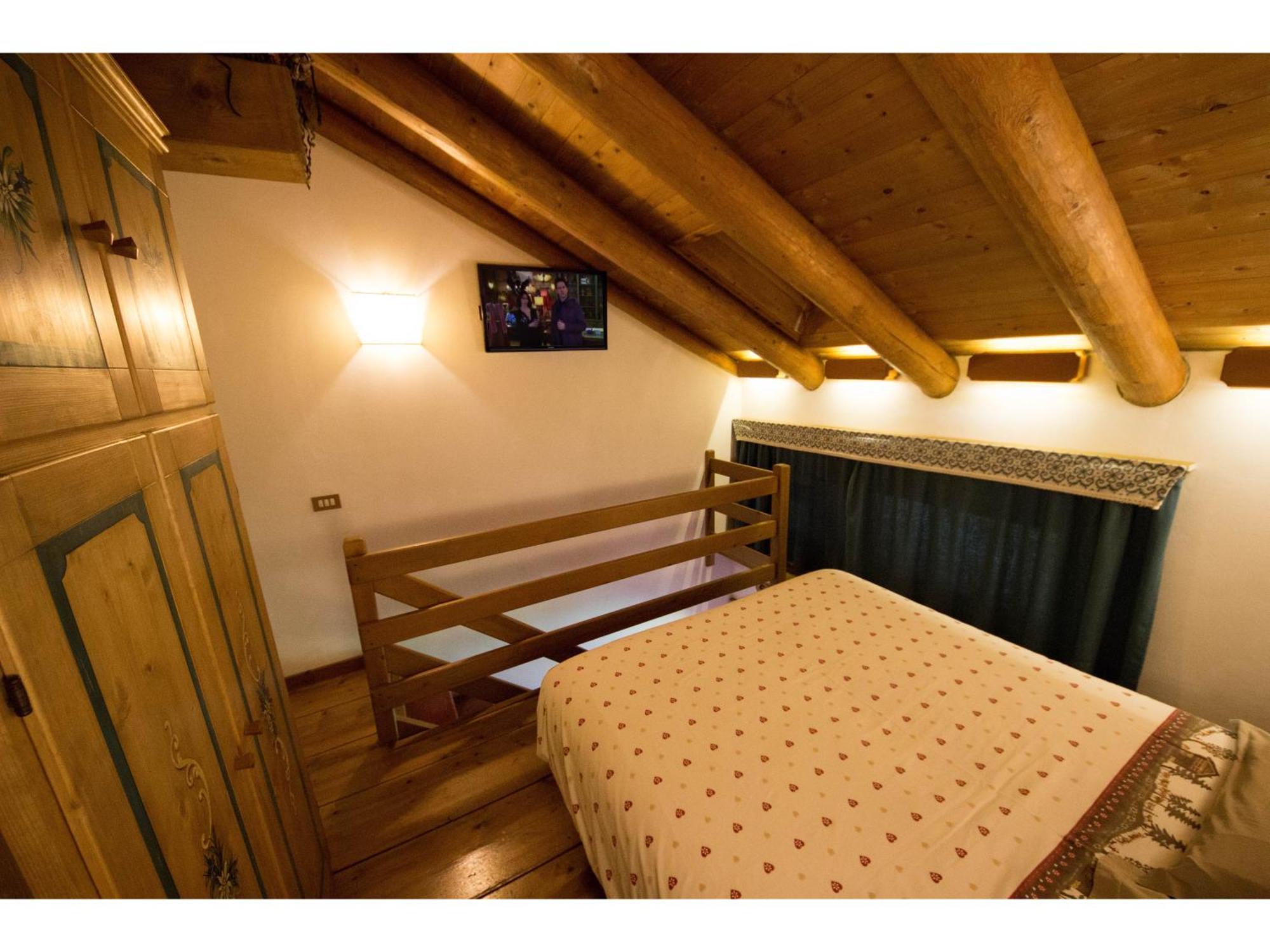 Cristallo & Faloria Suite Apartments Cortina d'Ampezzo Exterior photo