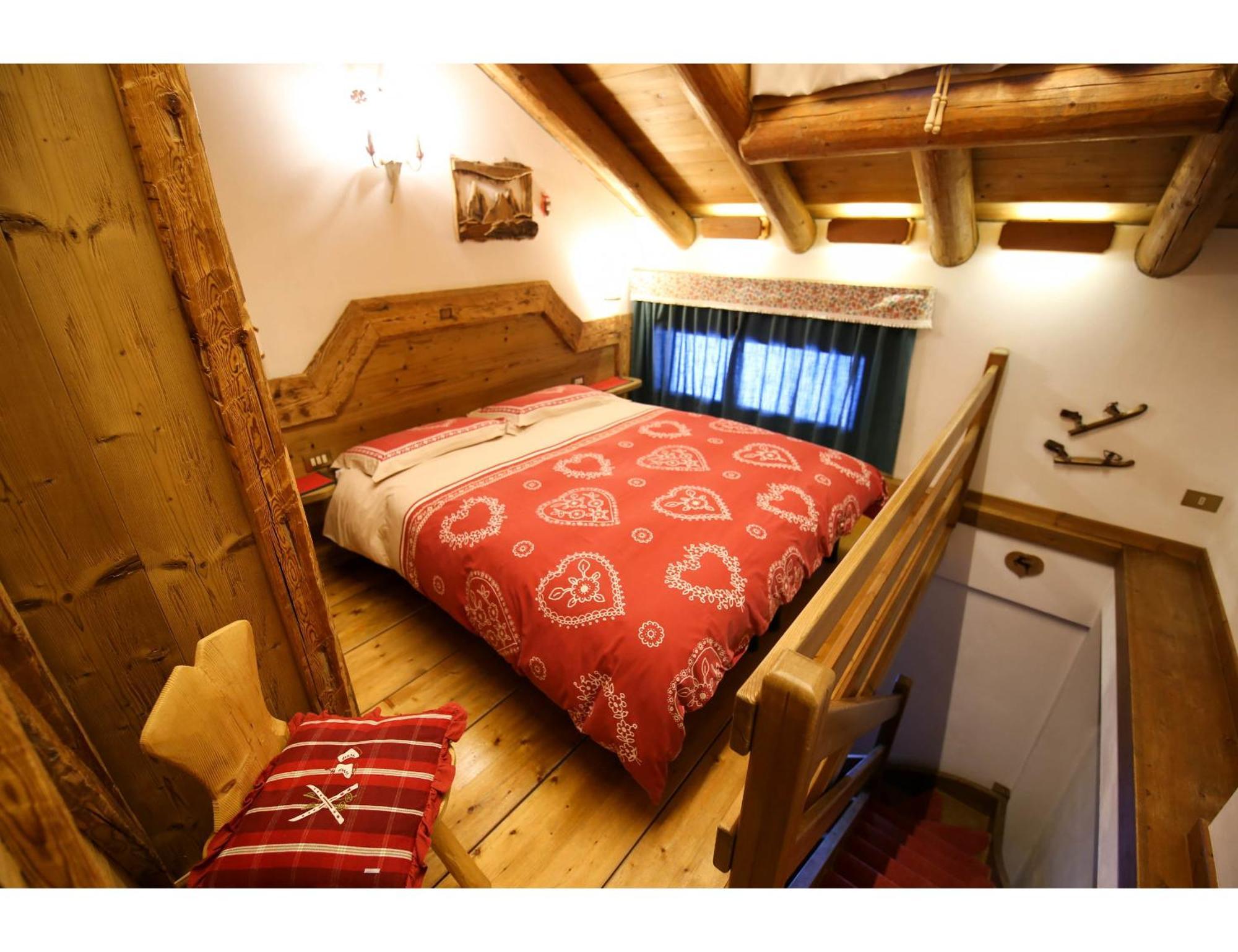 Cristallo & Faloria Suite Apartments Cortina d'Ampezzo Exterior photo