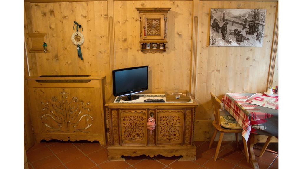 Cristallo & Faloria Suite Apartments Cortina d'Ampezzo Exterior photo